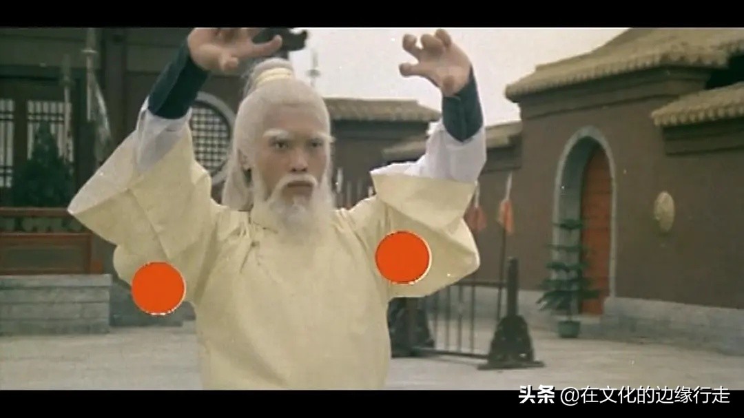 今天来回顾《鹰爪铁布衫》这部电影,就是因为它有一股正气在