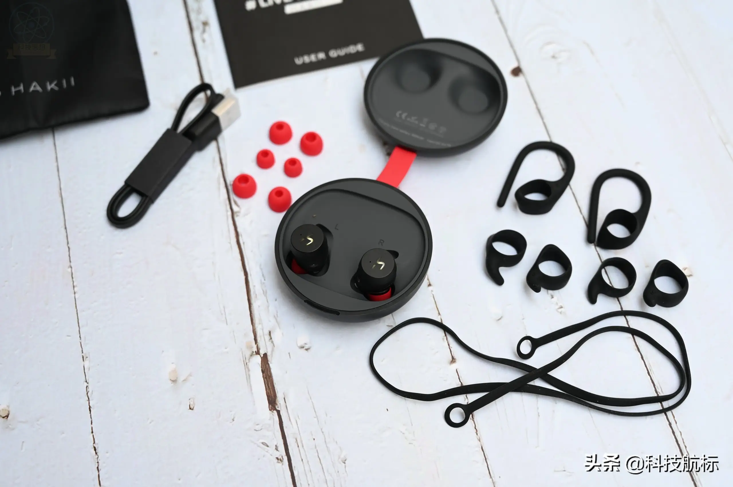一套耳机三种戴法，畅听HAKII FIT真无线耳机，让运动更痛快