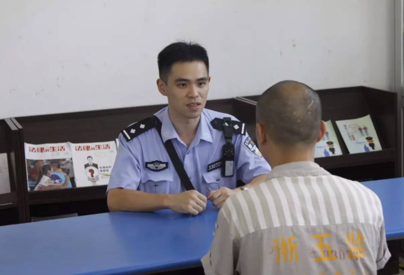 狱警每年都扩招，门槛较低报名条件“三不限”，为何学生不愿意考