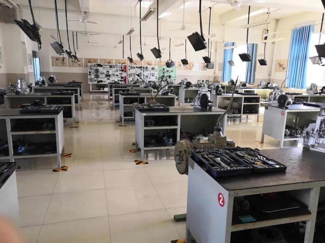 #湖北汽车工业学院，一所承载你我汽车工程师梦想的高等院校