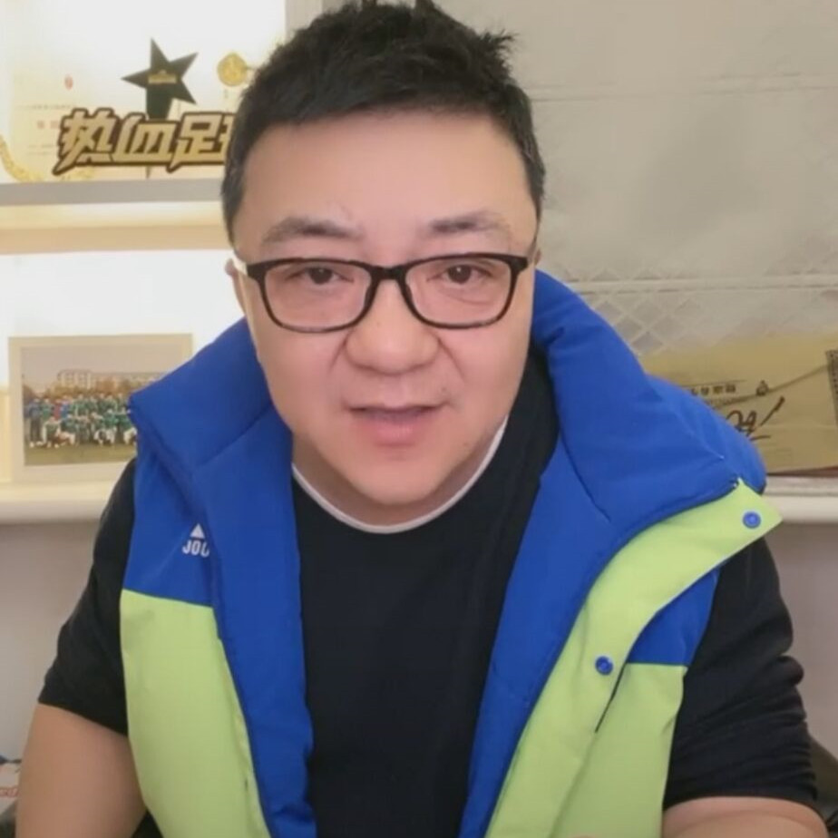 李明为什么没入选世界杯(董路直播说出：李明落选02年世界杯大名单真正的原因)