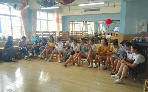 在公办园当非编的合同制老师，好不好？主要看三点，未来同样可期