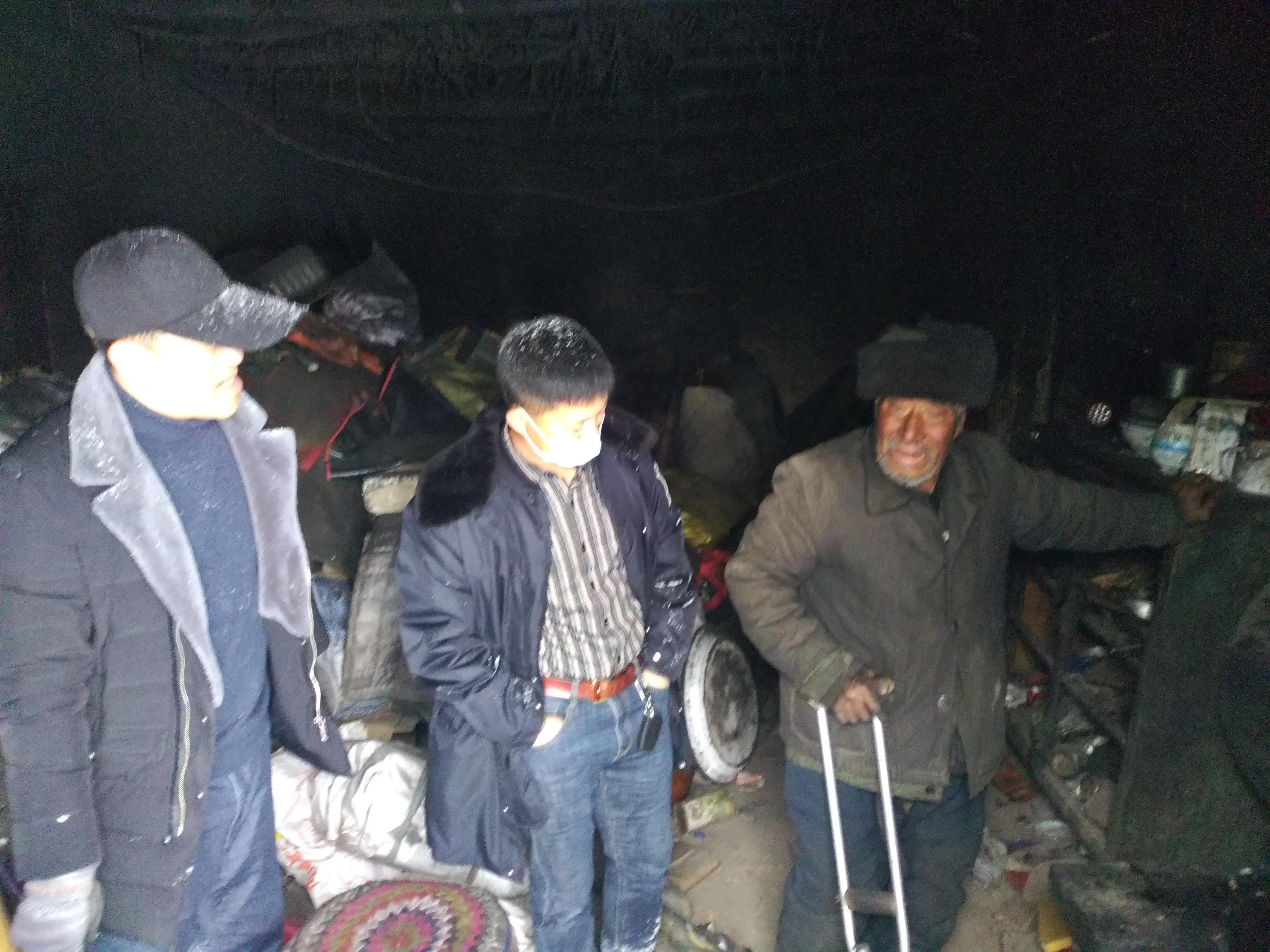 宝清县夹信子镇：众志成城战冰斗雪护民生