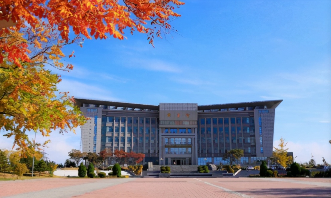 这几所医科大学，实力强录取分数线不高，是中等生的“福利”