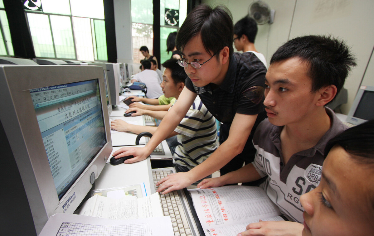 河北这4所野鸡大学臭名远扬，校名起得高大上，毕业证却一文不值