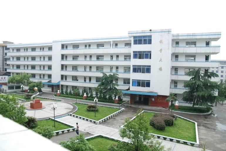 衡阳唯一一所面向全市招生的公办学校，外国语学校特色在哪？