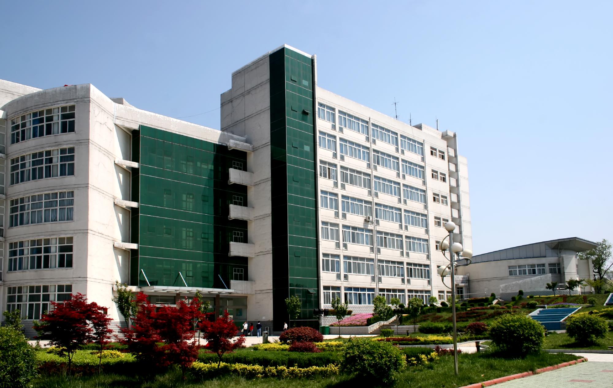 新乡、信阳两所学院更名大学？我认为还需要再等等