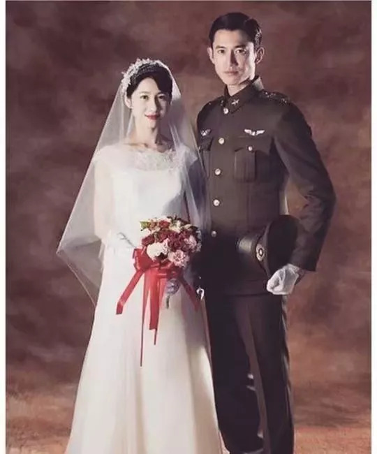 现在的娱乐圈小鲜肉弱爆了,看看什么是历久弥坚的美男子