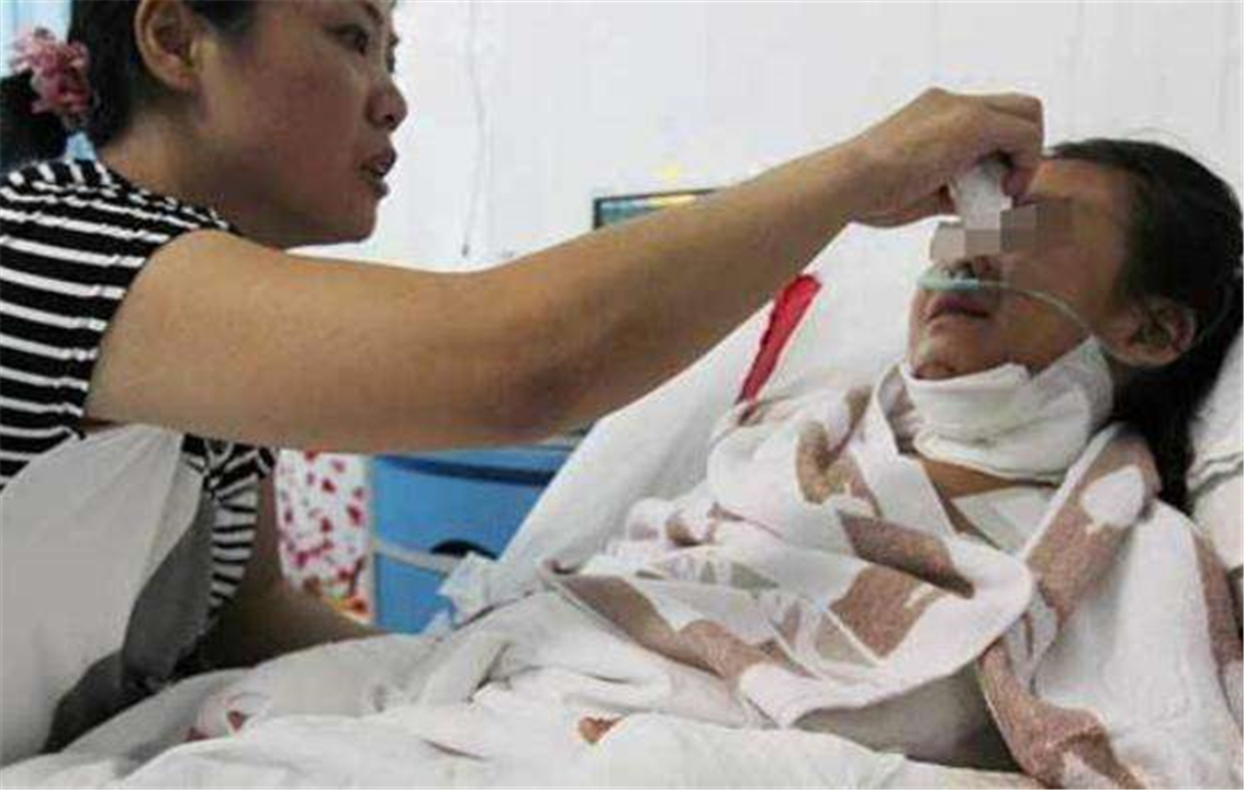 “再苦也不让孩子住校”白岩松谈寄宿危害，3类孩子不适合寄宿