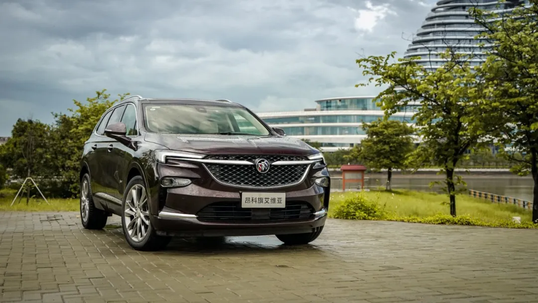 2.0T+9AT，合资旗舰SUV内饰质感完全不输豪车，“官降”2万超值