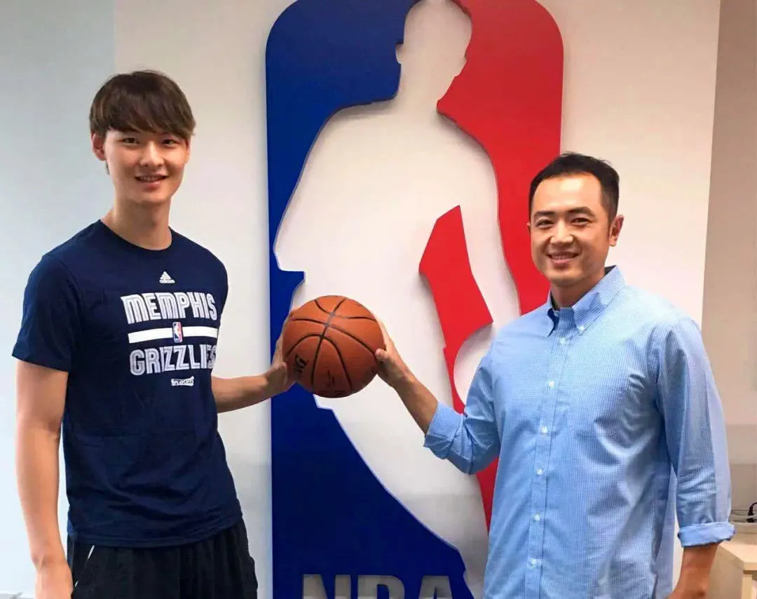 为什么王哲林还没去nba(被选中5年，王哲林为何迟迟没有加盟NBA？最主要的原因是这个)