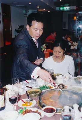 鱼头大王:4年输光百亿,如今连一块钱都不剩