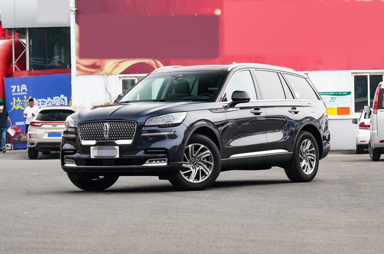 少花20万它不香吗？林肯飞行家和奥迪Q7两款豪华SUV怎么选？