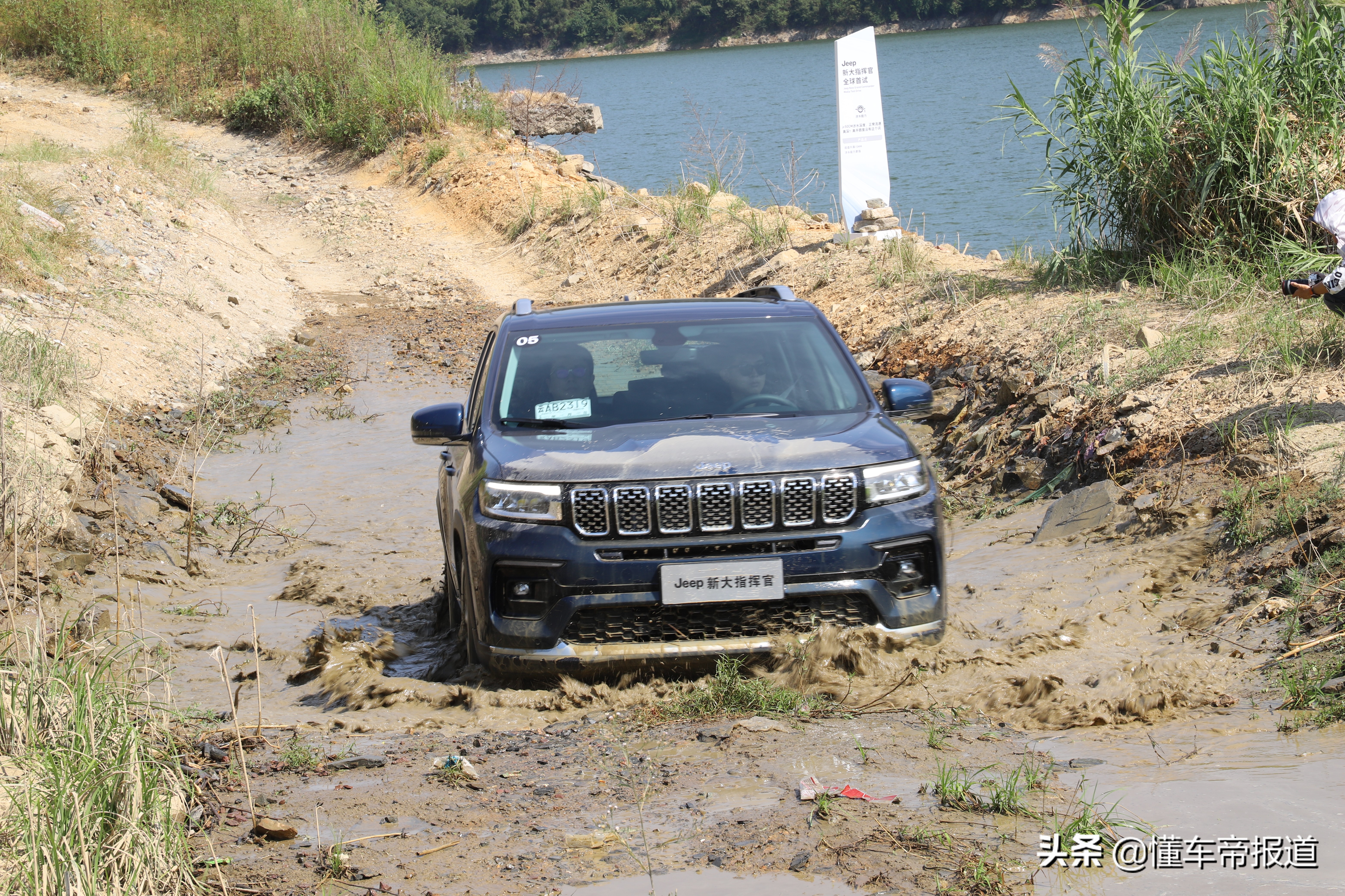新车｜实力均衡，质感舒适！试驾新款Jeep大指挥官