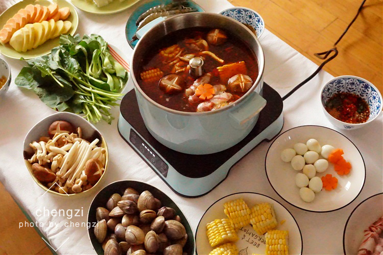 火锅蘸料怎么调才好吃？这6种别错过，蘸啥都好吃，吃火锅不愁了