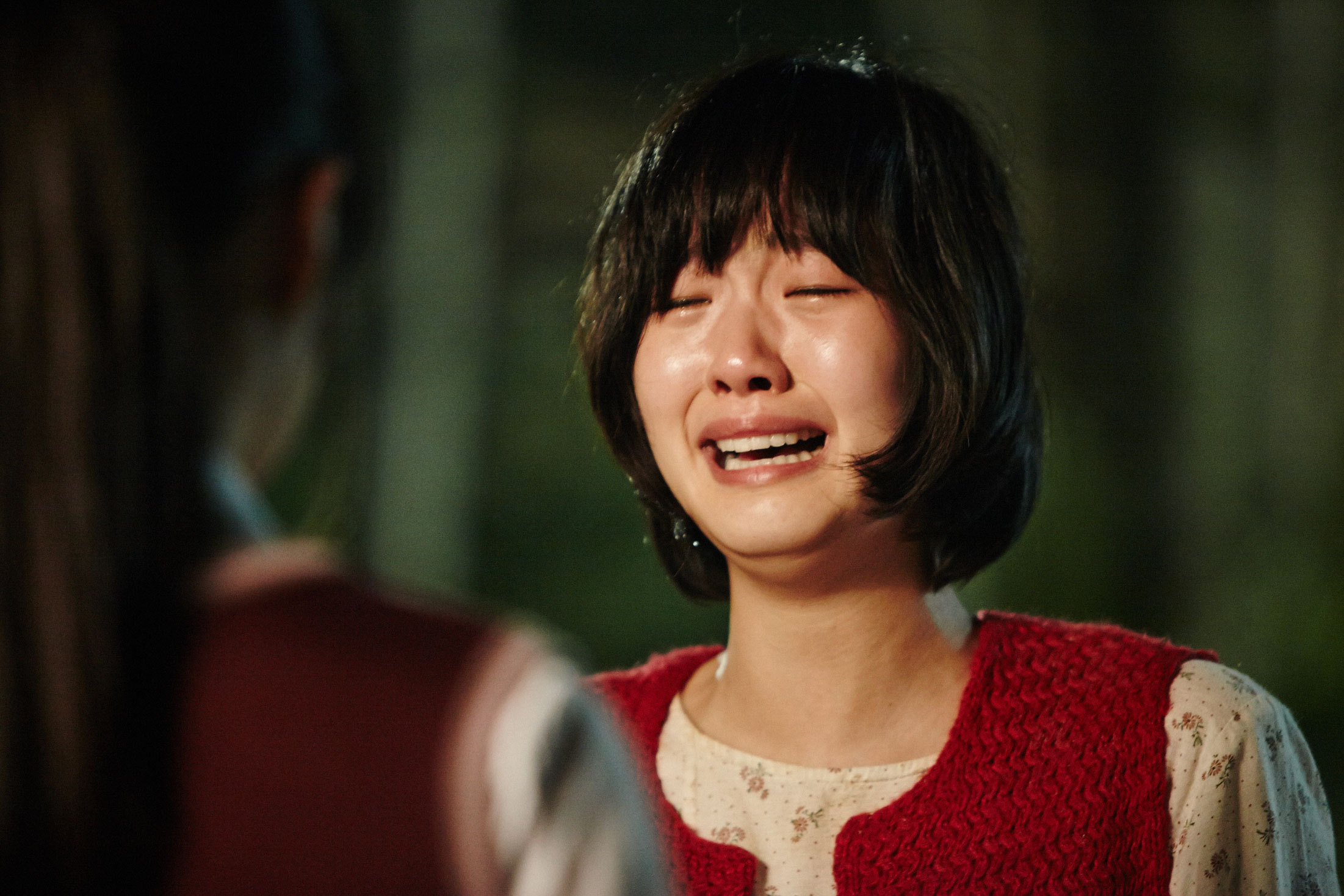 六亲不认的杀人魔有多残忍,用骨灰制作陶器,后背发凉的悬疑片