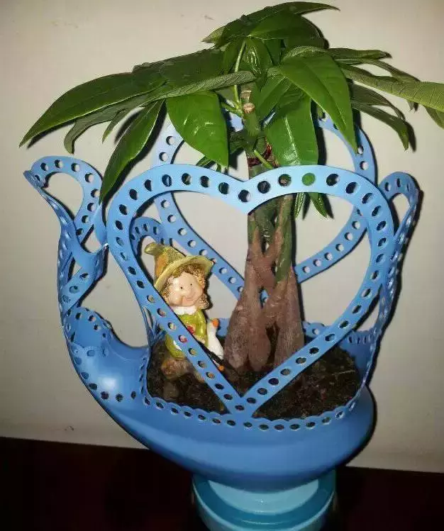 用完的洗衣液瓶别扔了,手工改造15款花瓶,都说好看!快来试试