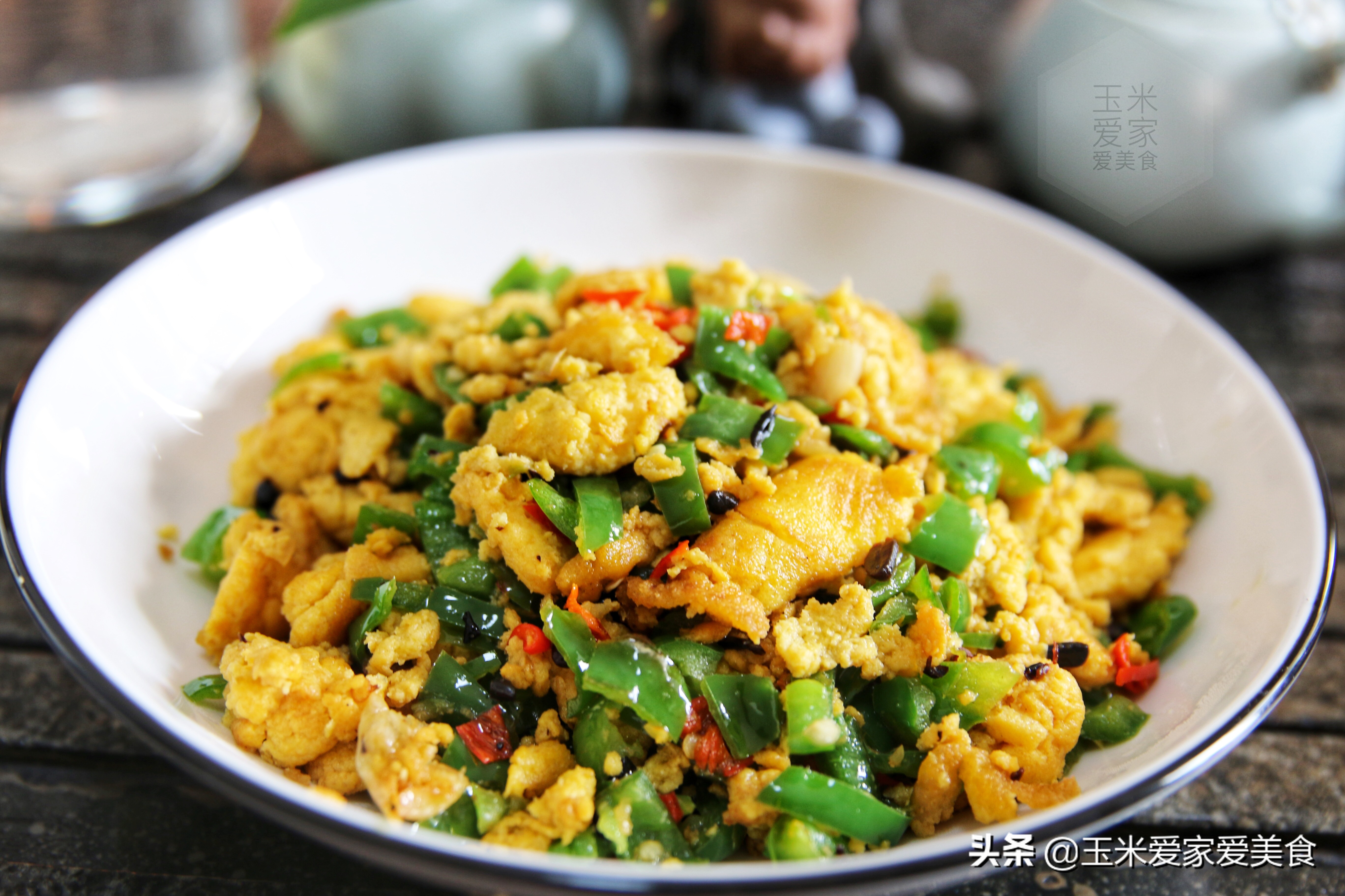 青椒鸡蛋豆腐渣家常做法