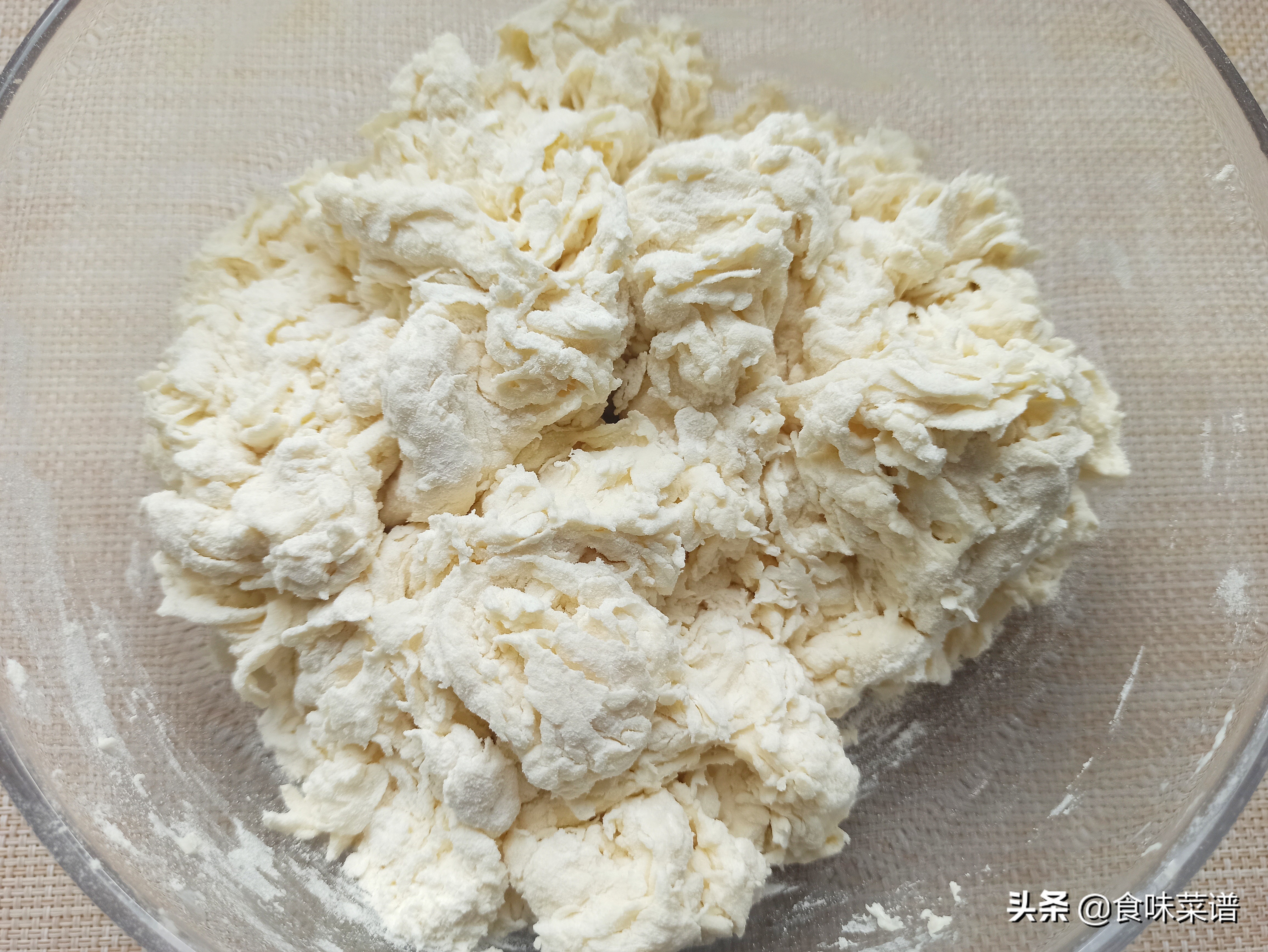 胡萝卜包饺子，营养美味又解馋，还能增强免疫力，一次3盘不够吃