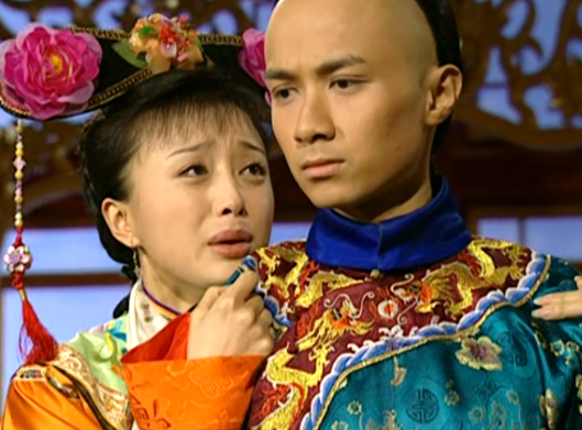 琼瑶的“励志人生”：2次高考落榜，3段辛酸情史，终成言情教母