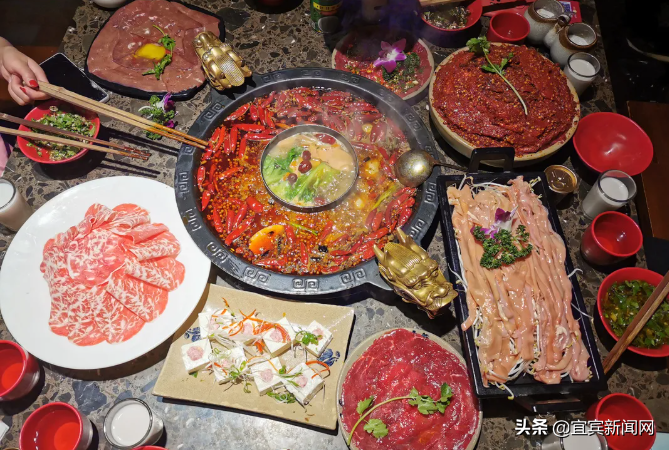 速速围观！“双节”期间 宜宾加开这些列车