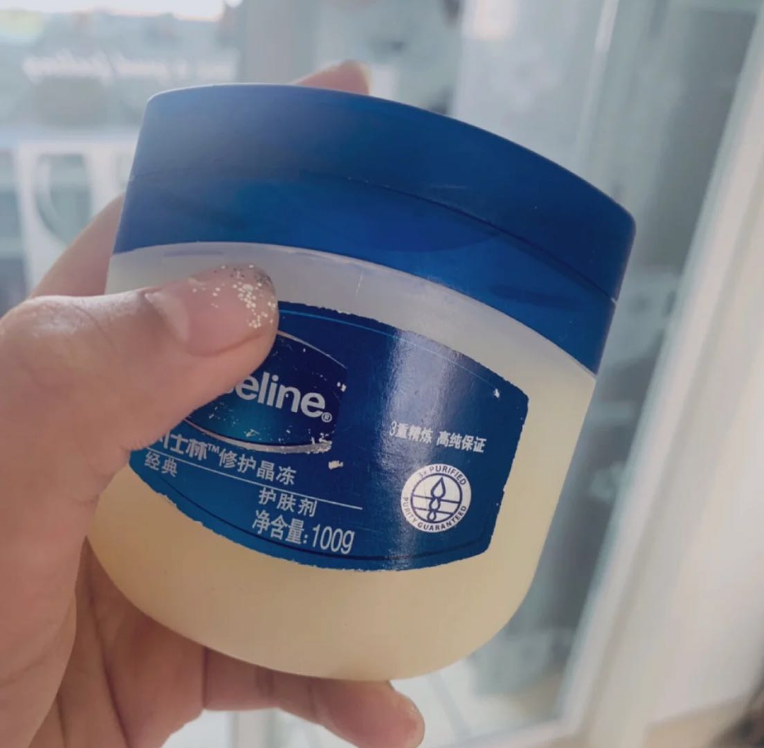想要拥有颈，光靠做操没用，去除颈纹才是关键，不然显老10岁