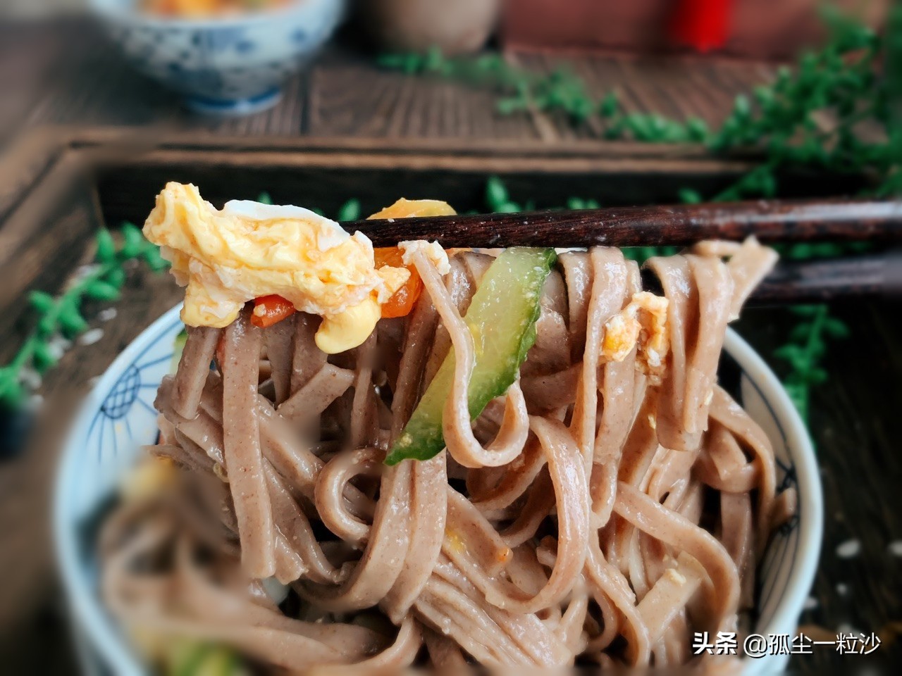 苦蕎麵條的功效與作用(0脂肪的蕎麥家常面) - 行就行