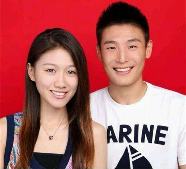 为什么国足老婆很漂亮(男足太太团哪一个最漂亮?