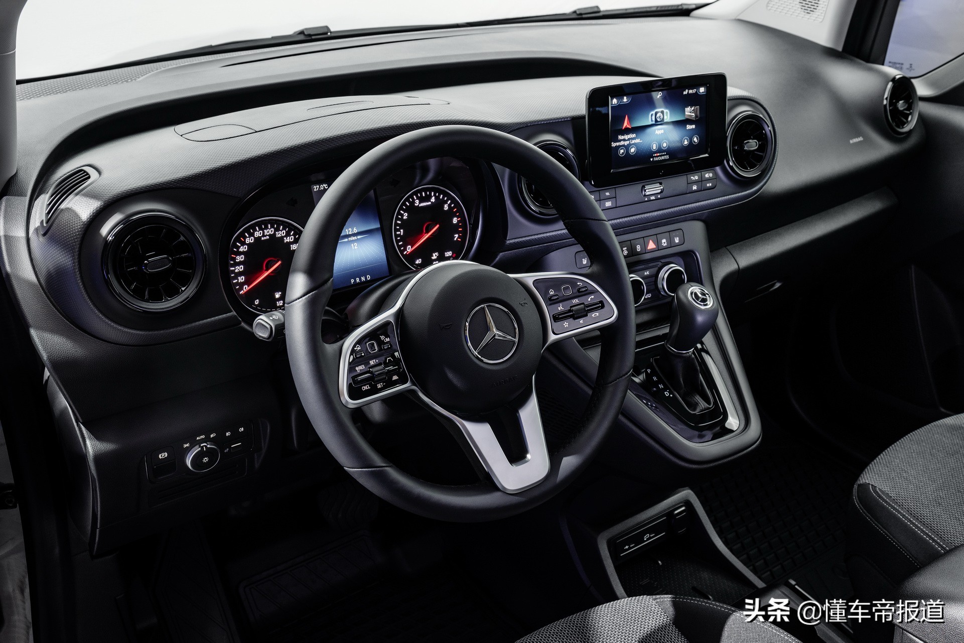新车 </p><p>　　 德味“五菱宏光”，解析奔驰新Citan，实际却是换标雷诺？