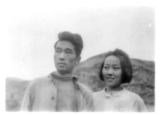 “江姐”于蓝的多舛人生：19岁做继母，53岁丧夫，患癌52年99离世