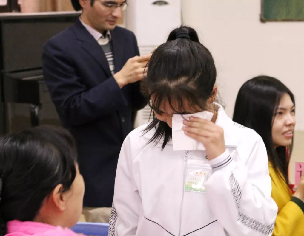 近800名高一新生欲走捷径，结果被退回职高，聪明反被聪明误