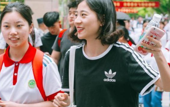 高考要有新变化，或将取消“二、三本线”，22届考生要早知晓