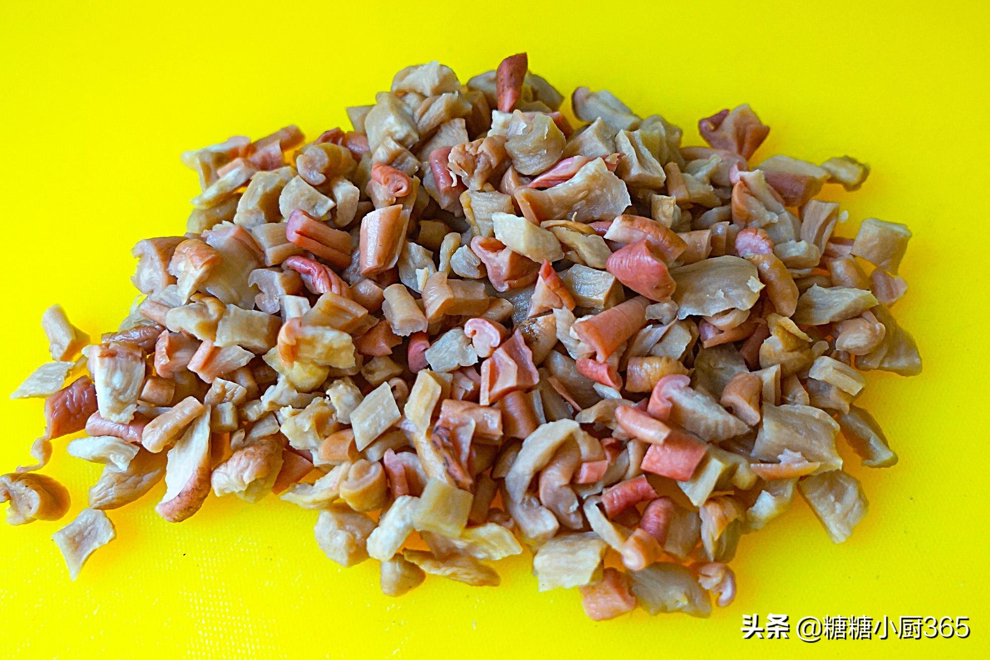 萝卜干这样腌放一年不坏，三天就可吃，酸辣开胃，顿顿吃都不够