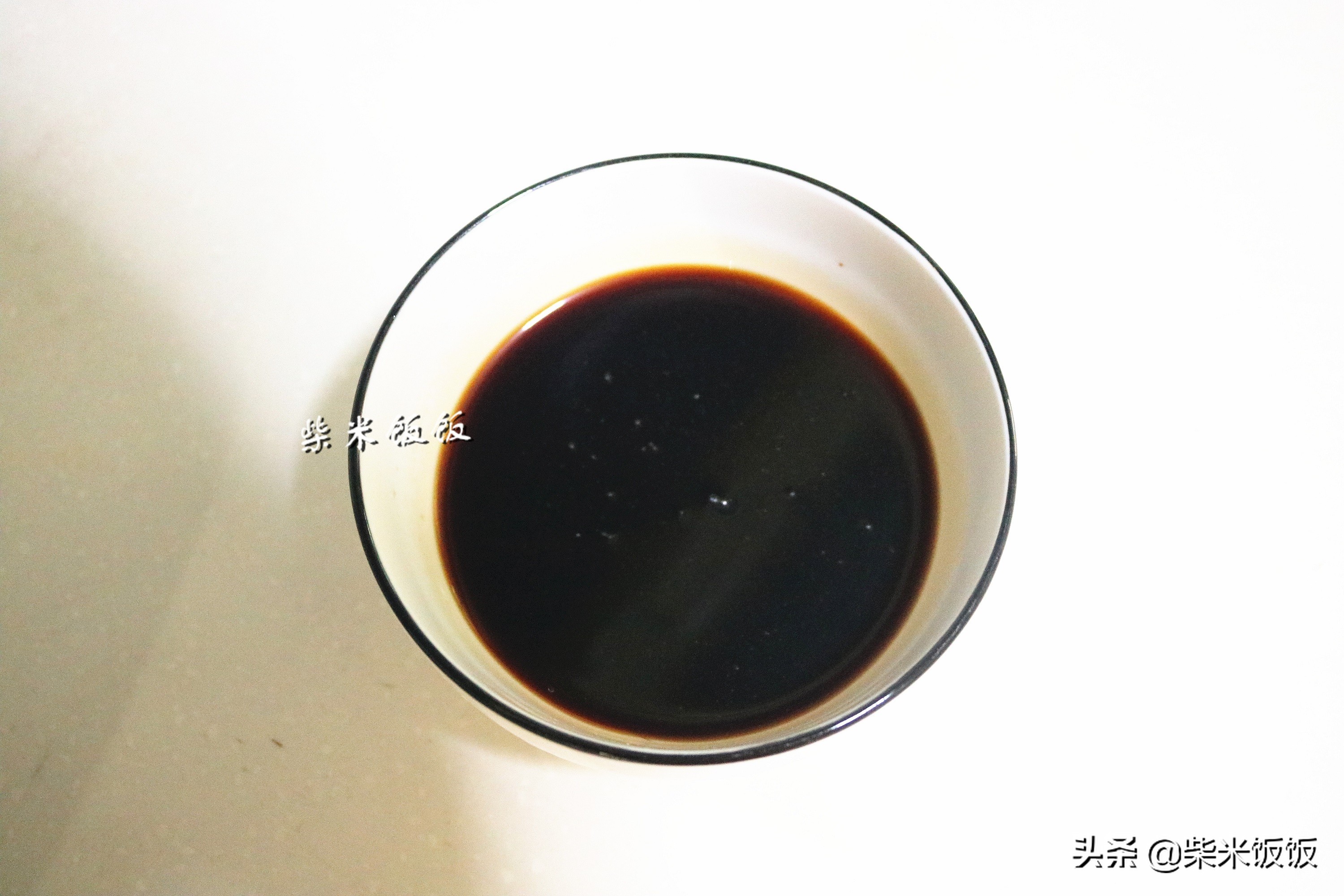 我家吃带鱼，从来不油炸！用这方法做，鱼肉不腥不碎，入味好吃