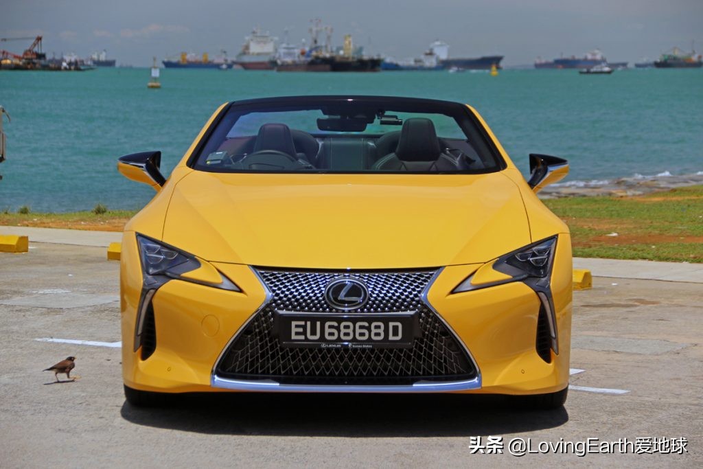 2021款雷克萨斯LC双门敞篷跑车：后排等于不用坐