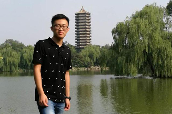 2017高考四川文科状元（考前一个月准时看球赛给拜仁加油）