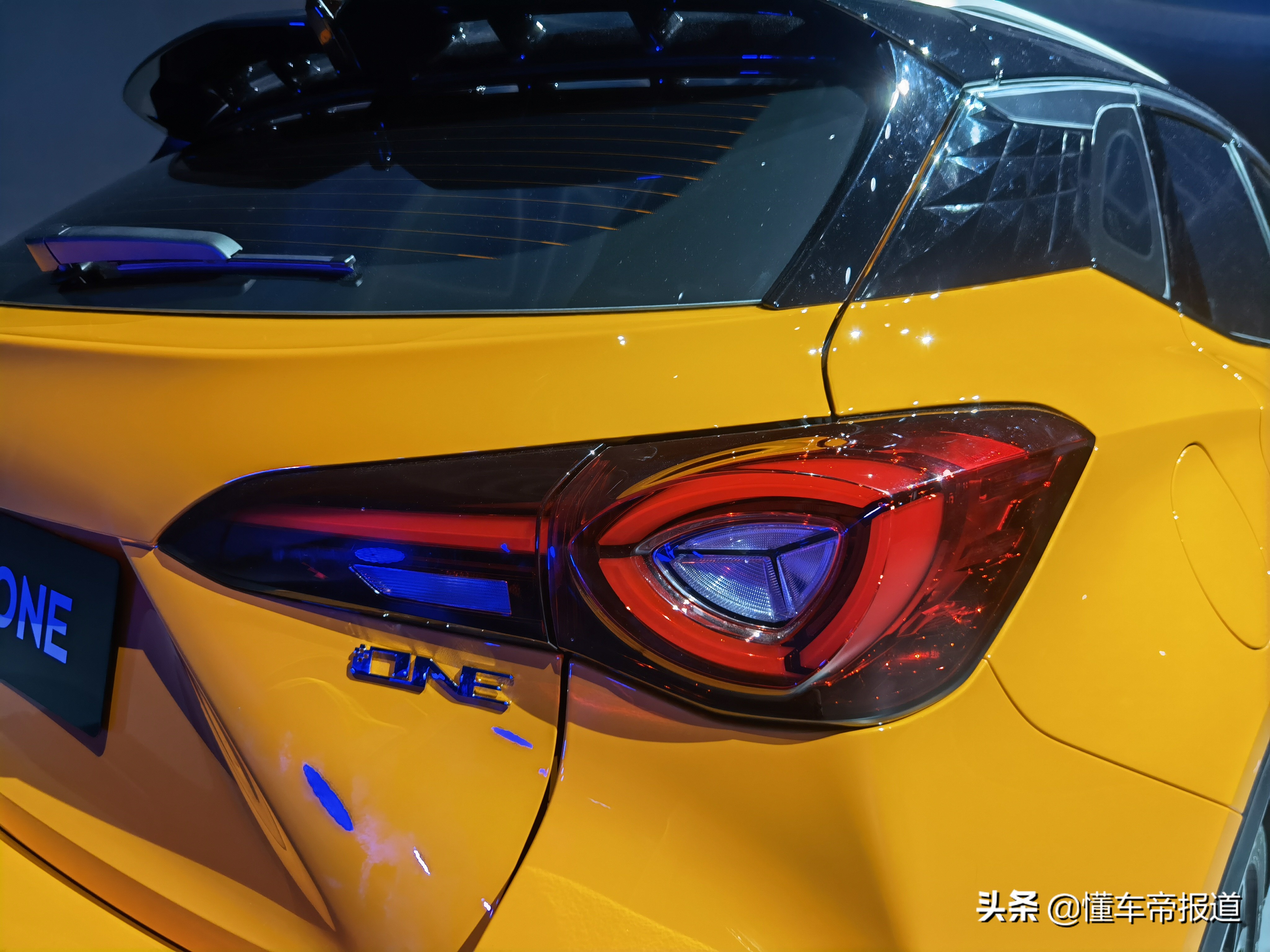 新车｜紧凑SUV，采用最新家族设计语言，名爵MG ONE发布