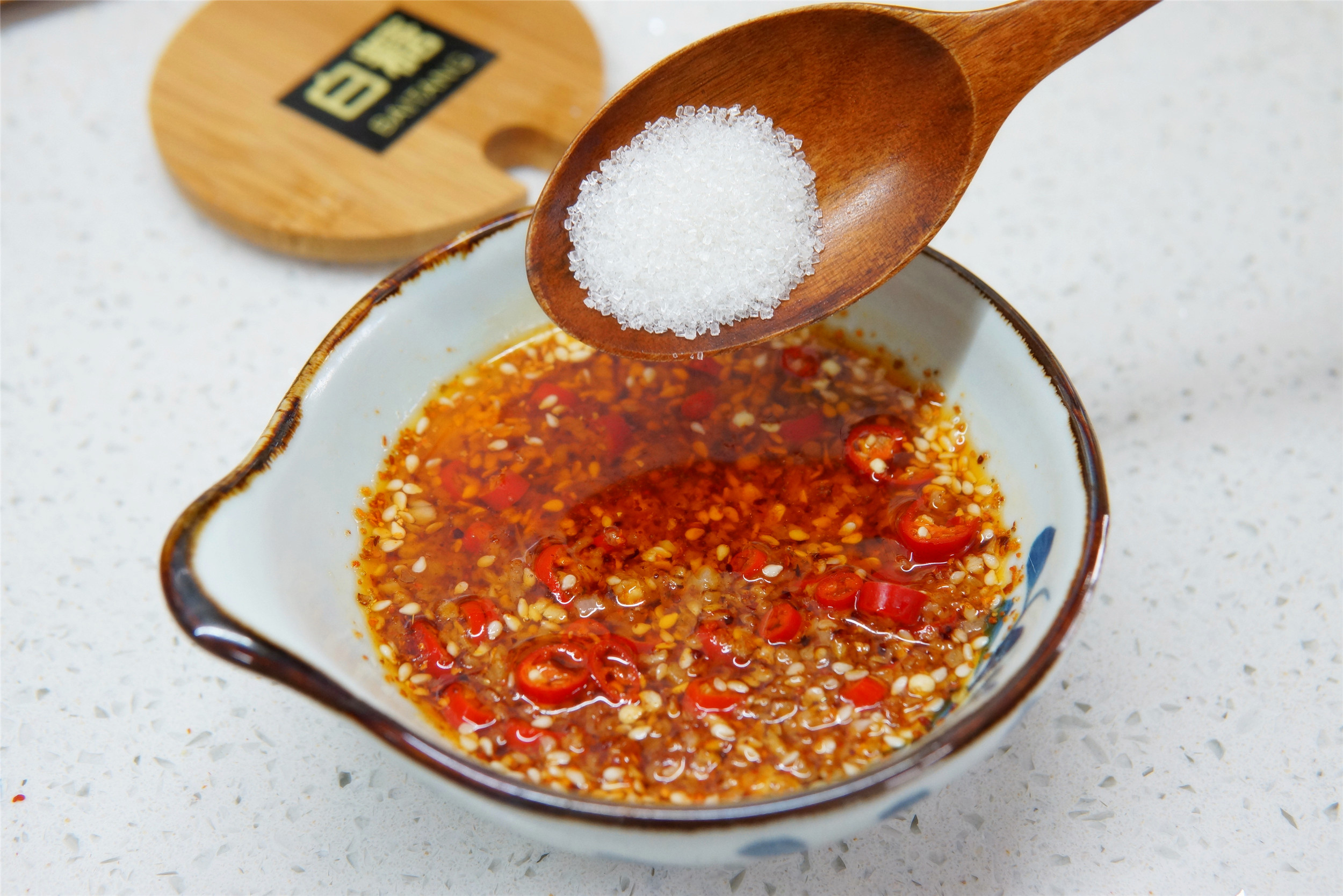 夏天做涼拌菜，学会饭店这3种“万能凉拌汁”，不管拌什么都好吃