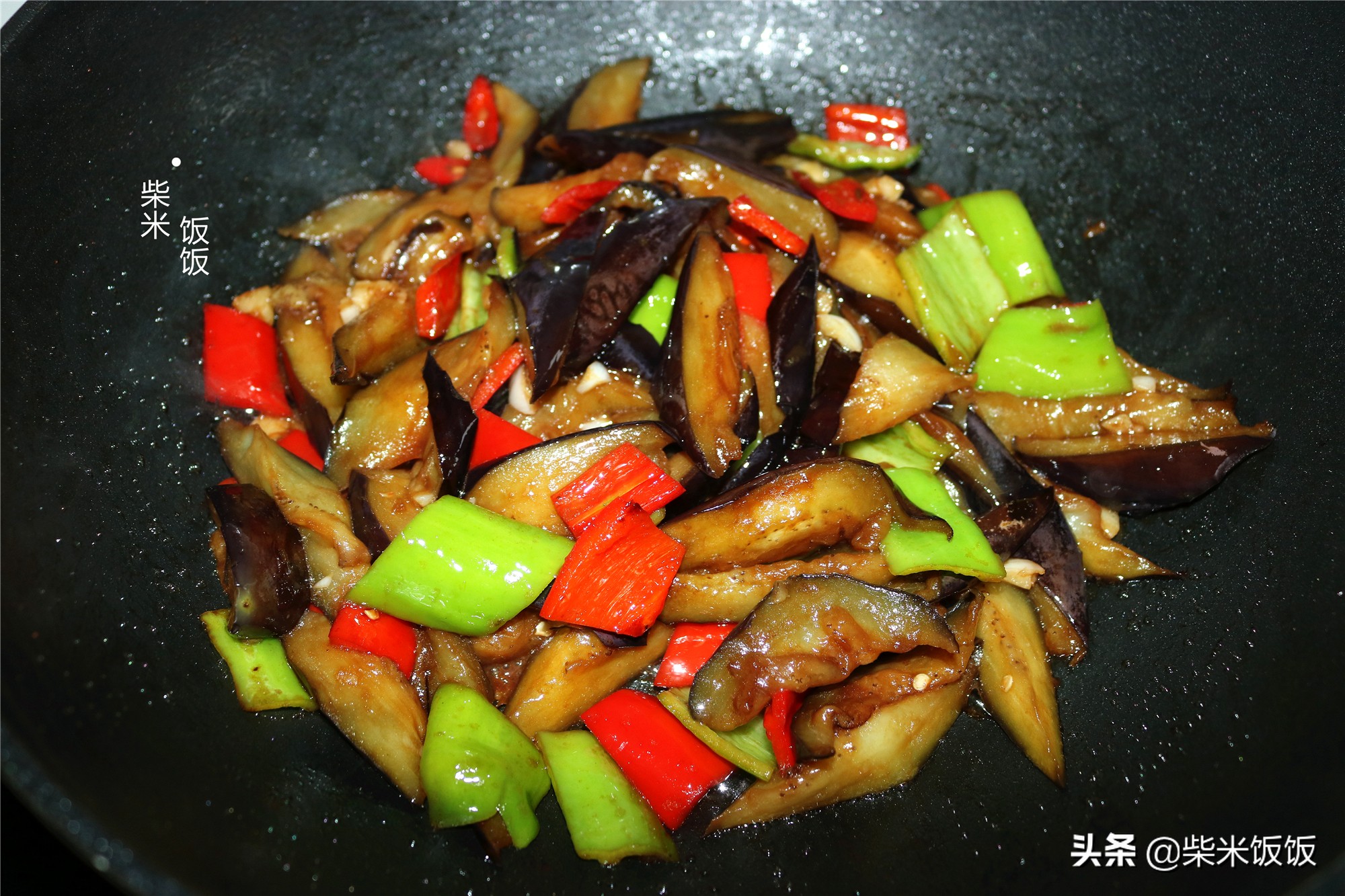 茄子的做法怎么做好吃又简单（美味茄子做法详解）