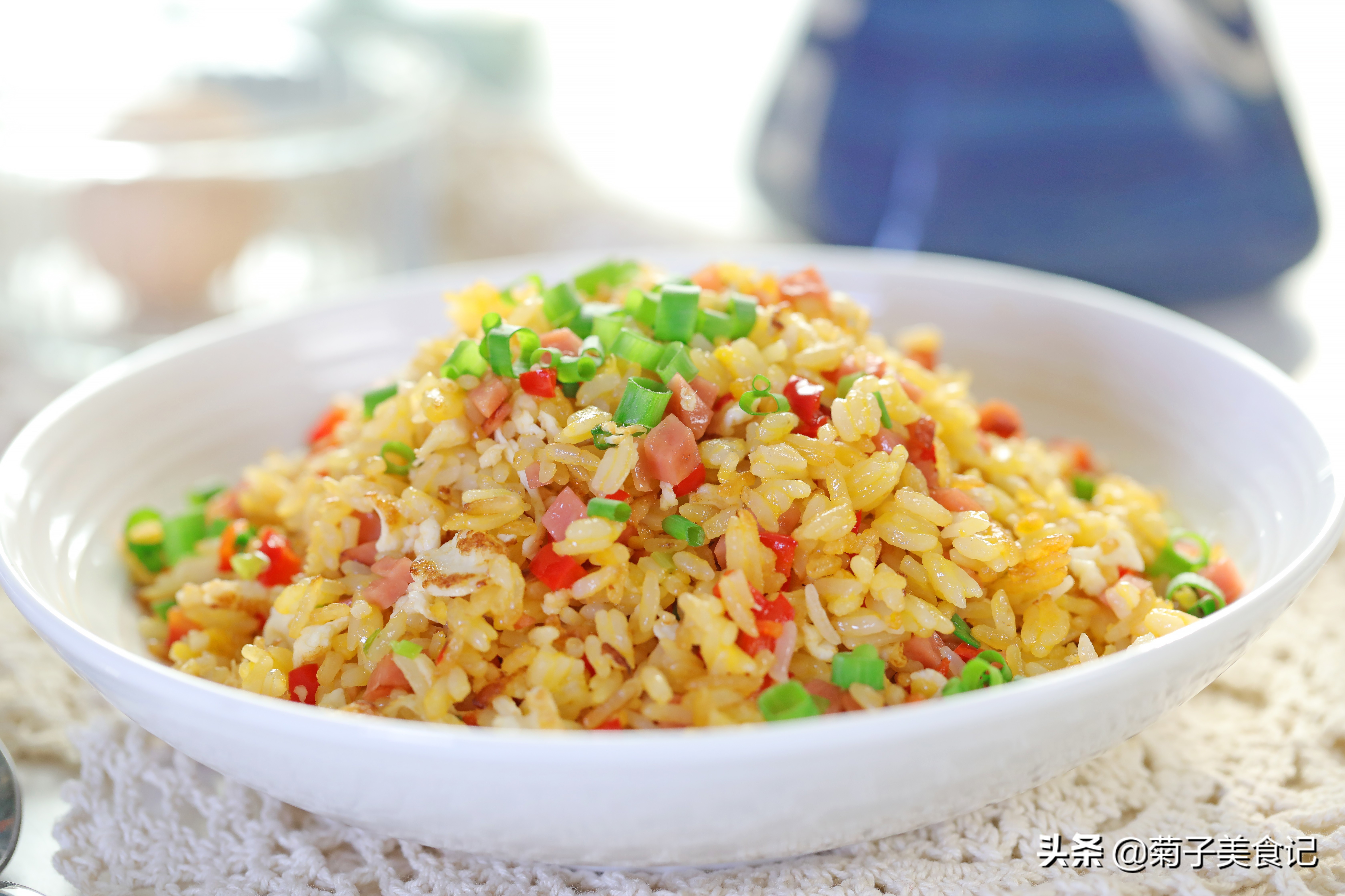 黄金蛋炒饭怎么做？粒粒分明，色泽金黄，10分钟开吃