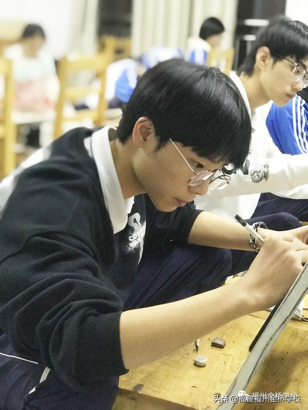 世上无难事，只要肯攀登记福州金桥学校高一、高二美术专业半期考