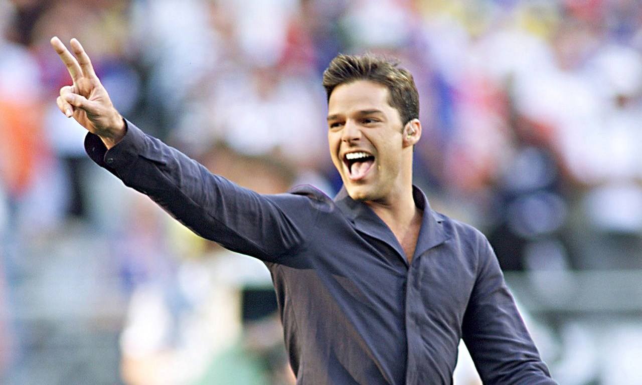 10年世界杯主题曲原唱(记得世界杯主题曲演唱者瑞奇.马丁吗?