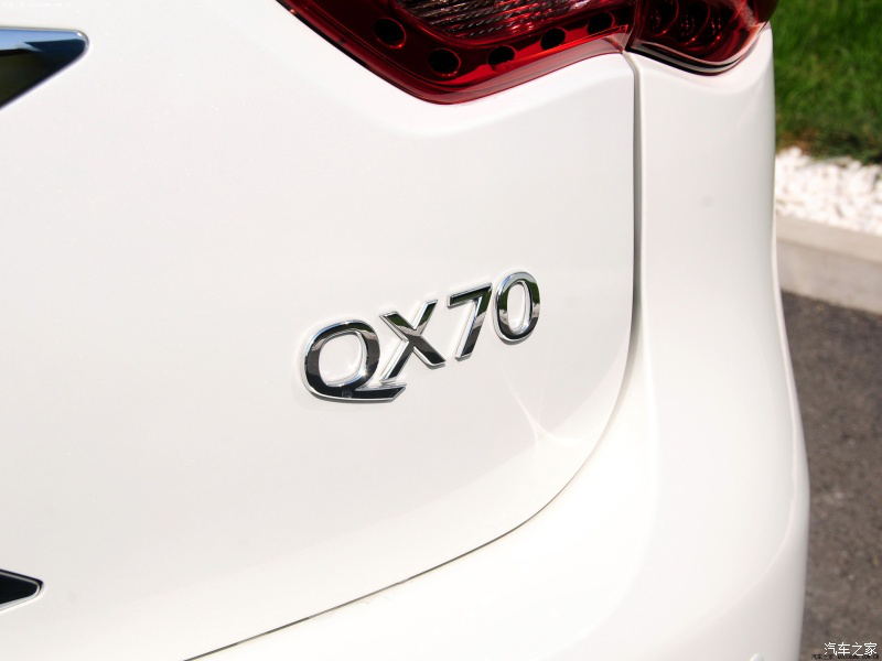 二手车：进口中大型SUV四驱+V6，英菲尼迪QX70现在仅售25万元