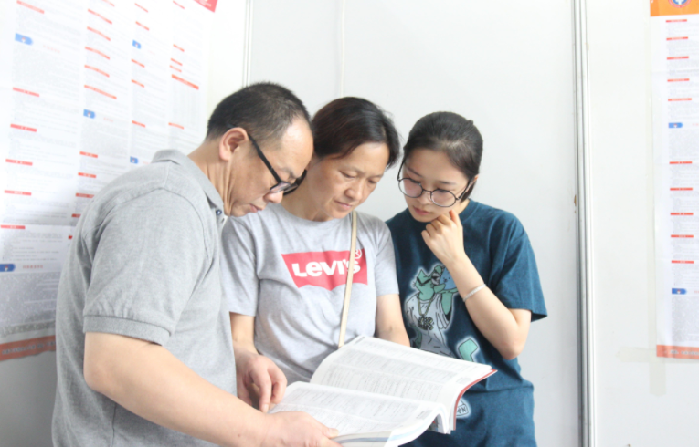 2022世界大学最新排名出炉，清北并列亚洲第一，浙大进入世界百强