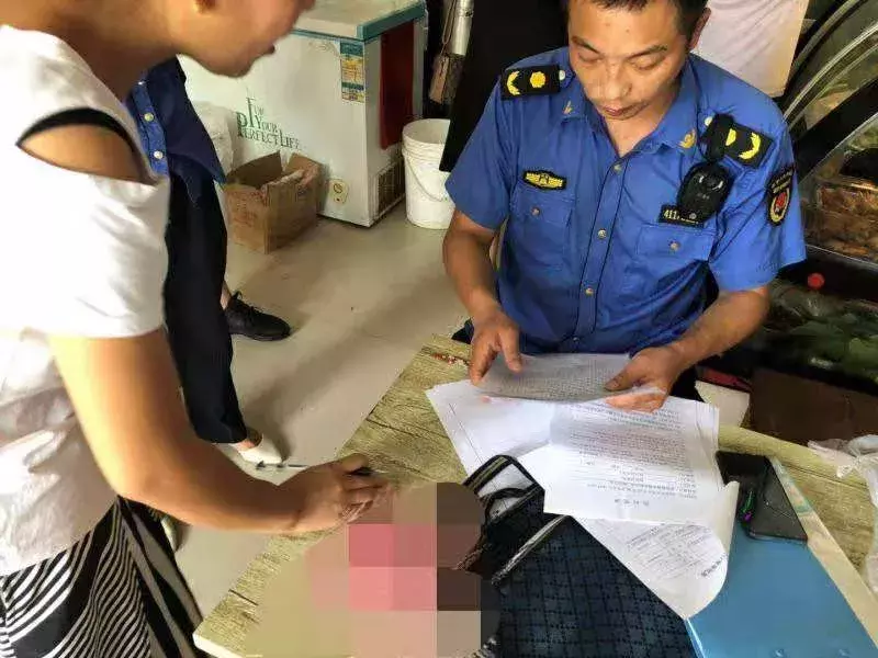 泌阳一家餐饮店被罚款5000元，究竟咋回事？