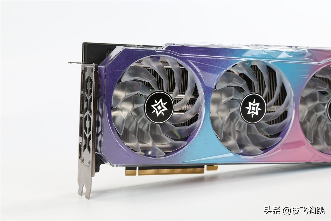 这主机粉粉嫩嫩多可爱，说丑的都是直男吧，TT新品机箱装机体验