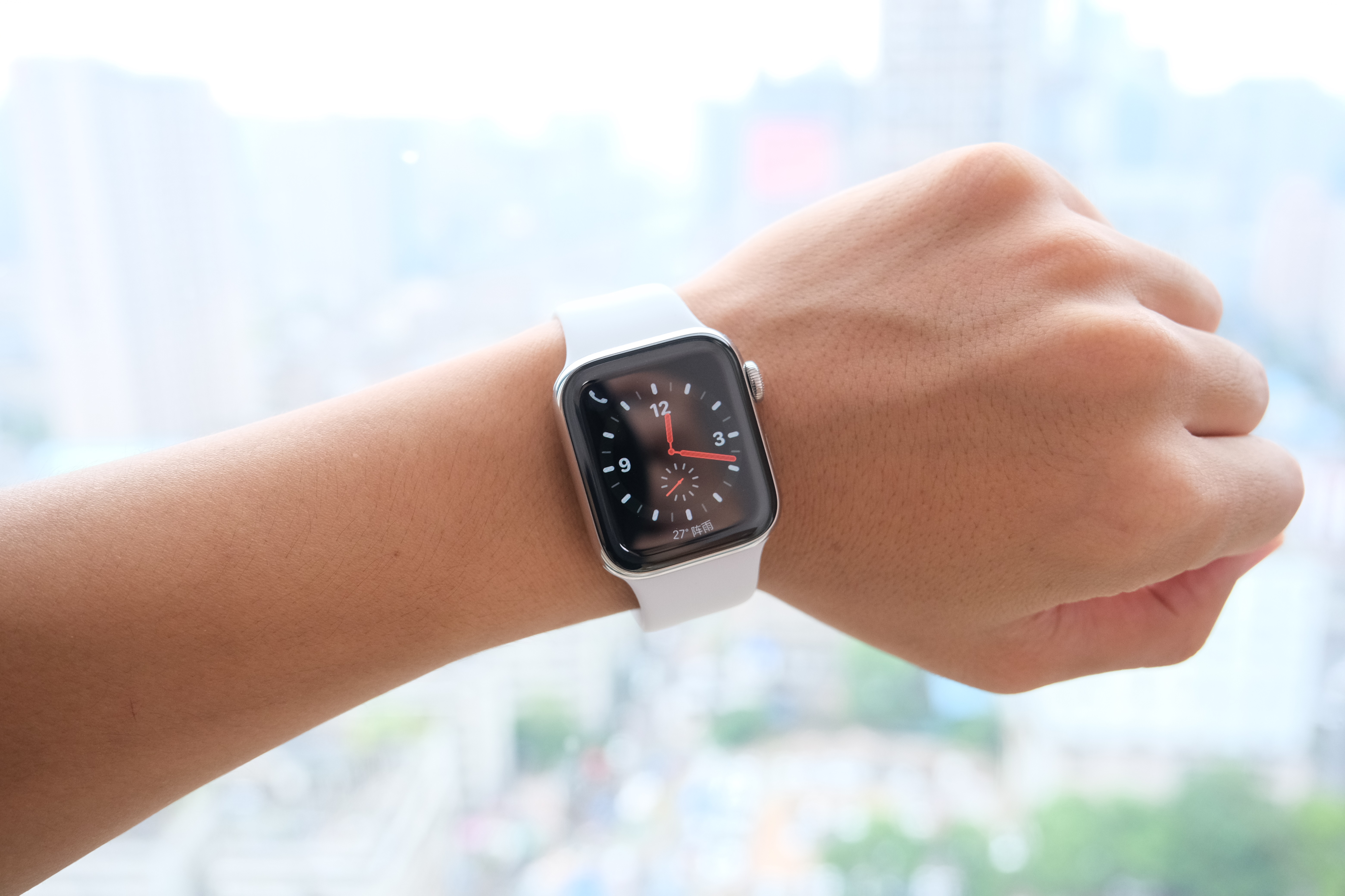 Apple Watch Series 4 LTE版体验：无敌又无奈