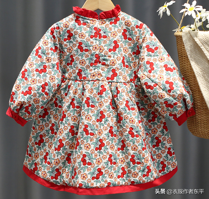 用碎花面料，给闺女做件好看的韩版夹棉连衣裙
