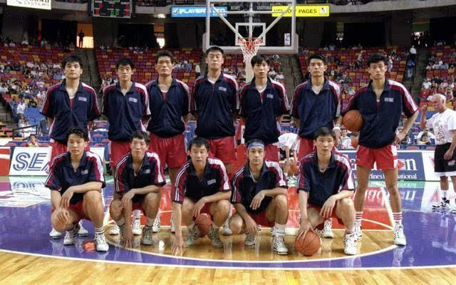 94一代nba有哪些(中国篮球史上的“94黄金一代”，那12名球员现在都过得怎么样了？)