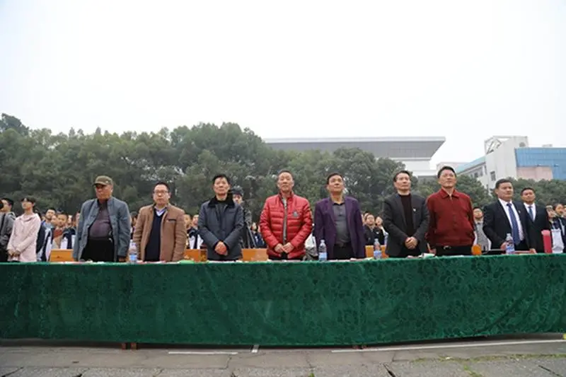 武冈市第二中学举行教职工红歌赛，忠诚献给党，红歌唱祖国